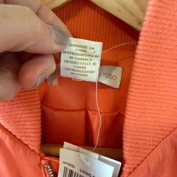 NWT House of Harlow 1960 Vegan Leather Bomber Jacket Coral - XS - Picture 8 of 9
